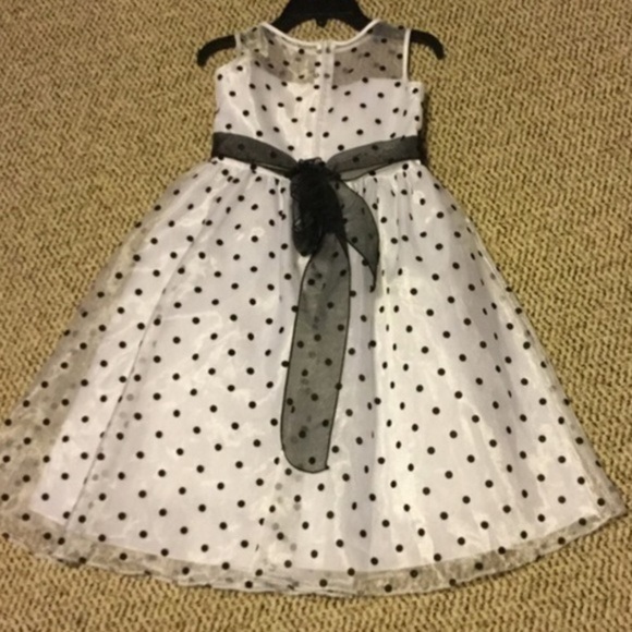 Girls dress black and white - Picture 2 of 3